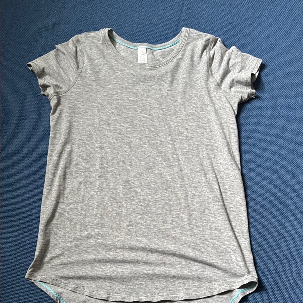 Lululemon Ivivva Shirt Sleeve Tee